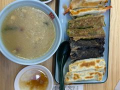 -众品老方子锅贴甜沫(李村店)