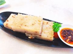 香煎腊味萝卜糕-禄运茶居·手工点心(同和店)