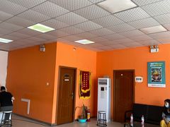 -一嗨租车(凤凰机场店)