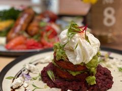 羊奶酪红菜头饼-O'mills Sourdough Bakery&Bistro(永嘉路店)