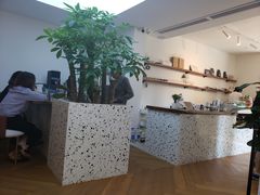 -Line 咖啡(石厦花园店)