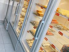 面包甜点陈列柜-盖小厨炸串凉皮臭豆腐(图书大厦店)