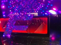 -范特西FANTASY量贩式KTV(民主广场店)