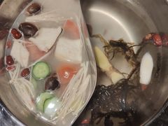 -隐樂門·活牛蛙火锅酒馆