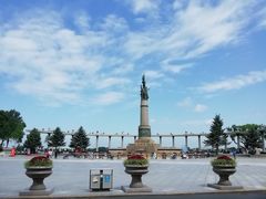 -人民防洪胜利纪念塔