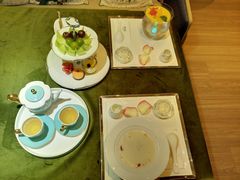 -燕庭·纯燕窝·甜品下午茶(南京西路店)