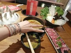 -呷哺呷哺 黄金牧场 (新中关购物中心店)