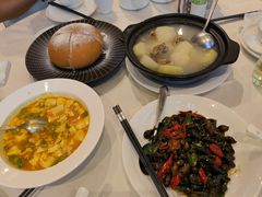 -品泉餐厅·大盆鱼·走地鸡