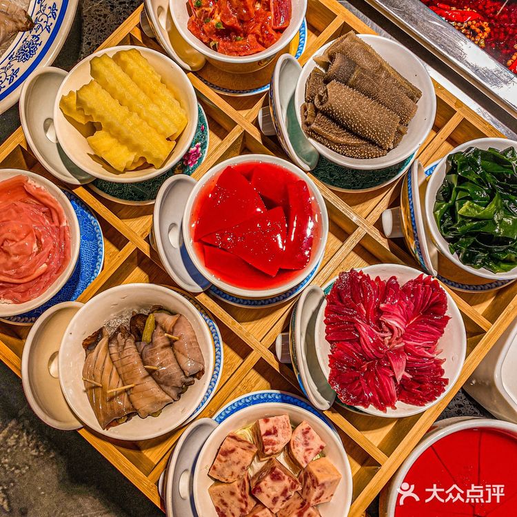成都美食攻略｜宽窄巷子旁的国风火锅店