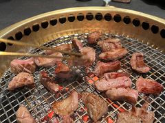 -铭牛烧肉·和牛海鲜自助(高新月牙湖店)