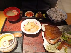 碳烤松板肉定食-味太助·银饭食堂(中华城店)