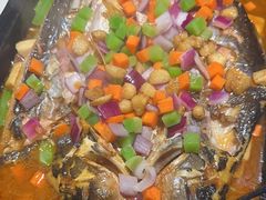 -夯鱼烤鱼·尔滨地标美食(国展店)
