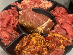 -啊美丽炭火烤肉(滑翔一店)
