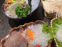 -湊湊火锅·茶憩(打浦桥日月光店)