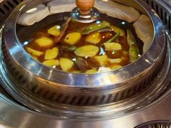 -哈尔滨烧烤·山河村铁锅炖(交大店)