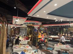 -四海一家自助餐(益田假日广场店)