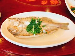 -老船夫婚宴婚庆会馆(延吉路店)