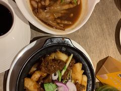 -广州中心皇冠假日酒店·百粤楼
