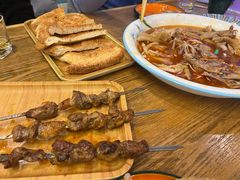-乡村馕坑肉·烧烤·新疆菜·本地人更爱吃(阿勒泰首店)