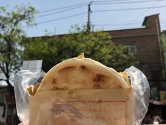 腊牛肉夹馍-杨天玉腊牛羊肉店
