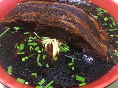 -小龙大肉面馆