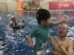 -蓝旗亲子游泳(范湖万达广场店)