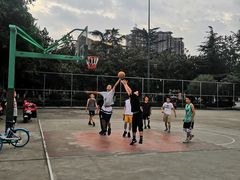 -西南交通大学九里校区-篮球场