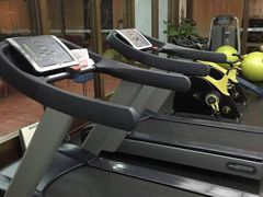 -思迈威健身(积玉桥万达店)