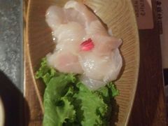 -老牌坊云南鱼豆花火锅(哈西万达店)