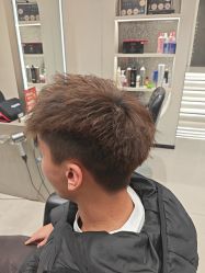 -摩登时代美发沙龙