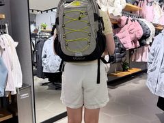 -比斯特上海购物村精品奥特莱斯