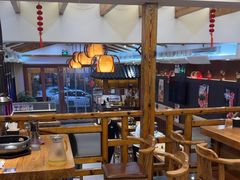 -青瓦餐厅·生鱼片·韩园烤肉(西塔店)