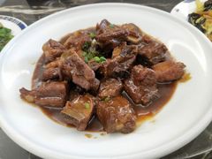 -南京悦客假日酒店