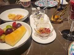 -海派悦庭·海胆烧麦·新融合菜(凯德广场店)