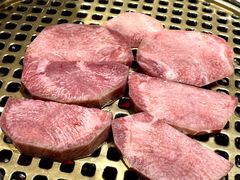 -唯成•韩国炭火烤肉 유성고기