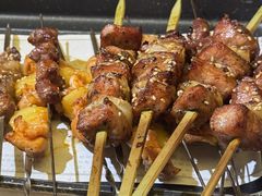 -小董哥烤串·爆汁大油边(故宫店)
