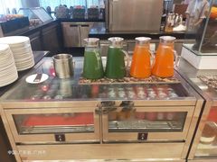 -圣丰索菲特·2 On 988 Café 自助餐厅