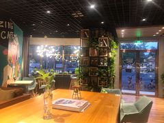 -ZING COFFEE 镜咖啡