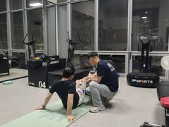 -医家人运动康复中心(龙华简上店)
