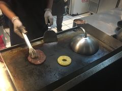 -龙治汉堡(中华城店)