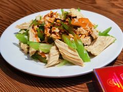 -清真吴记门钉肉饼·喜多利