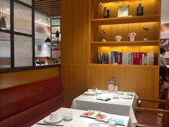 靠窗位-尚一汤 广东炖汤(金桥国际店)