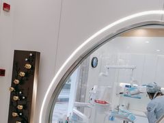-皓齿连锁·雅贝健口腔·种植·矫正中心(虹口曲阳路店)