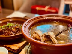 -有红鸡毛店·川菜(建设路店)