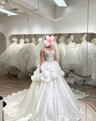 -HANSA韩纱婚纱礼服设计师集合店