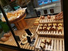 -Dough&Joe团憩(瑞虹天地月亮湾店)