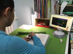 -LILY英语思维馆(花园村店)