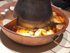 鸳鸯锅-东镇老火锅(长春路首店)