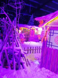 -圣名游乐城冰雪大世界