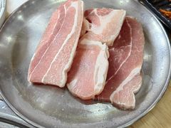 -牛信亭韩国料理·炭火烤肉(紫藤路店)